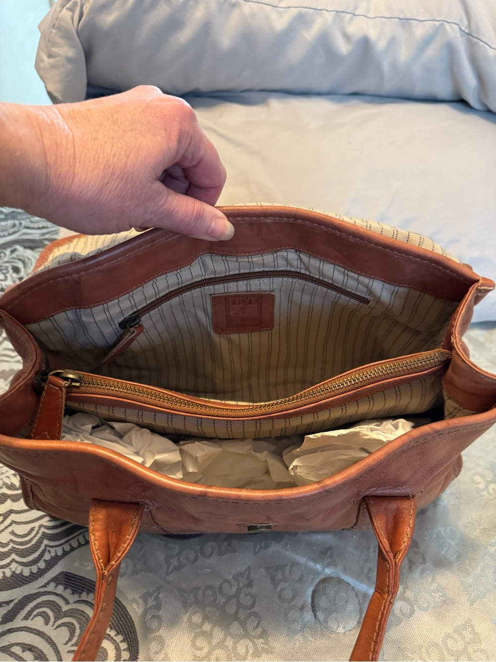Vintage Frye Campus Leather Satchel/Handbag in Camel Brown - Picture 11 of 15